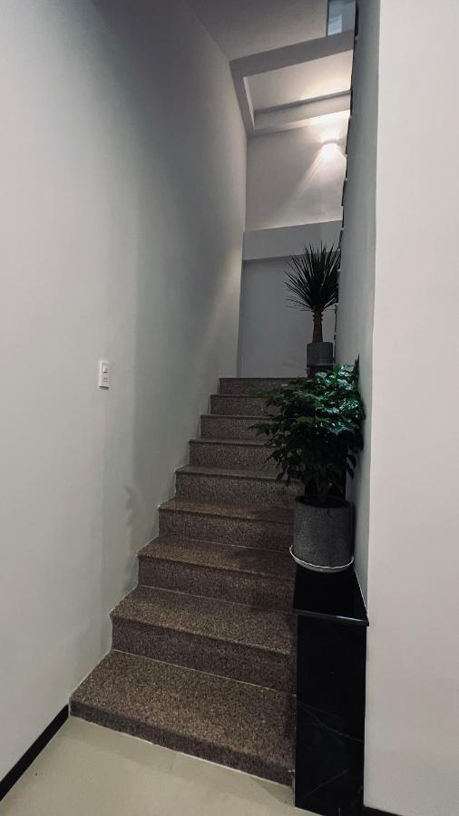 Huy Hoang Hotel Фантхьет Экстерьер фото