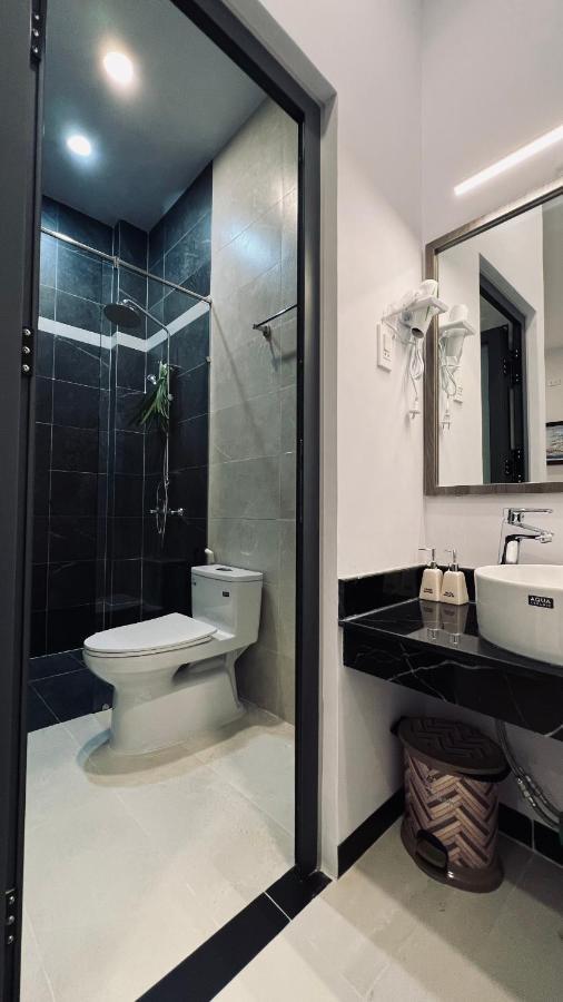 Huy Hoang Hotel Фантхьет Экстерьер фото