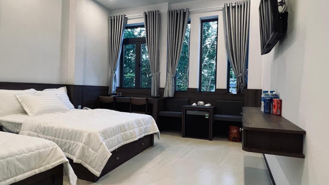 Huy Hoang Hotel Фантхьет Экстерьер фото